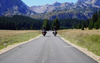 TOP 10 SCENIC ROADS
